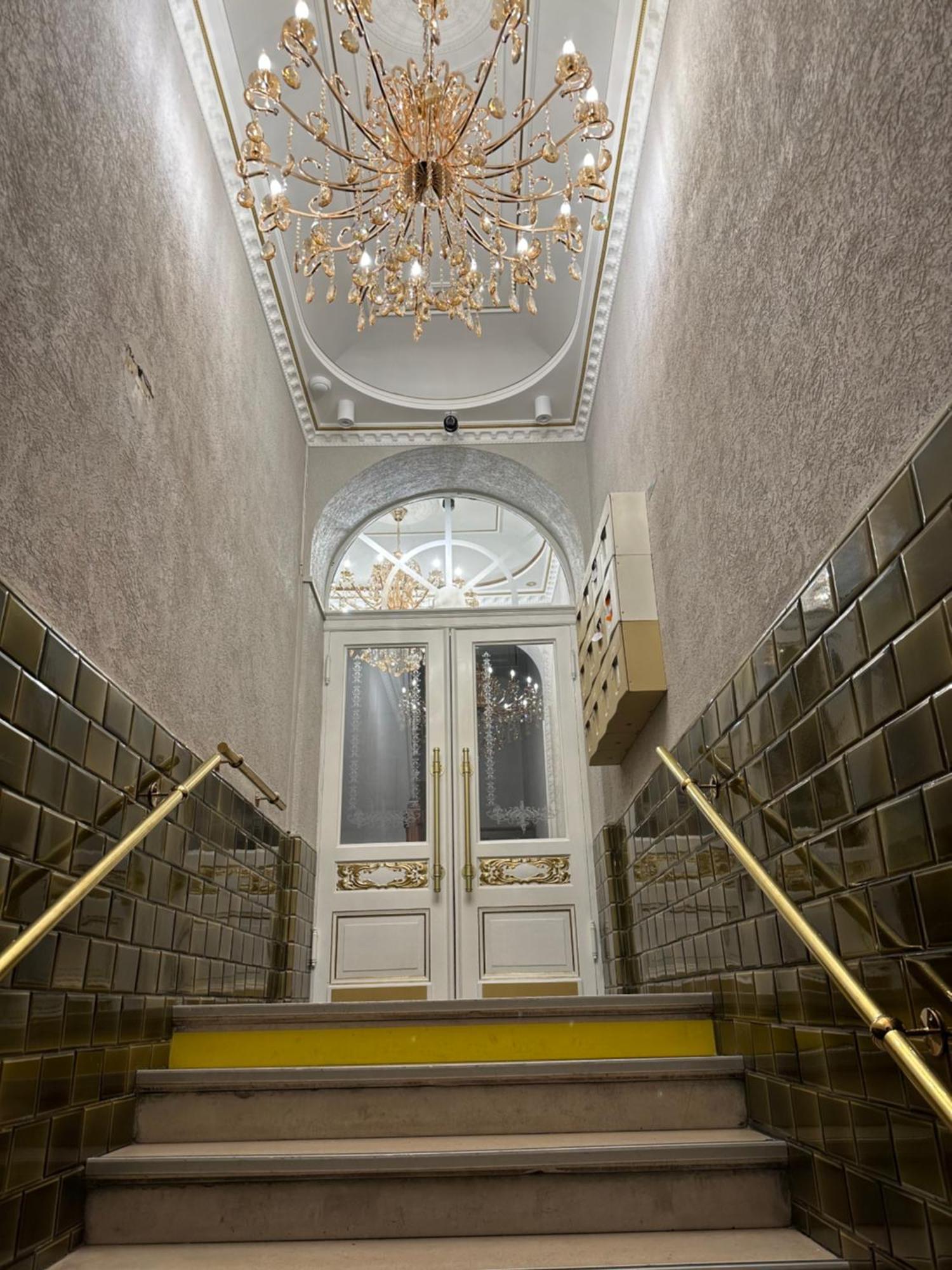 Serenity Bed Palace 2 Metz Gare ภายนอก รูปภาพ
