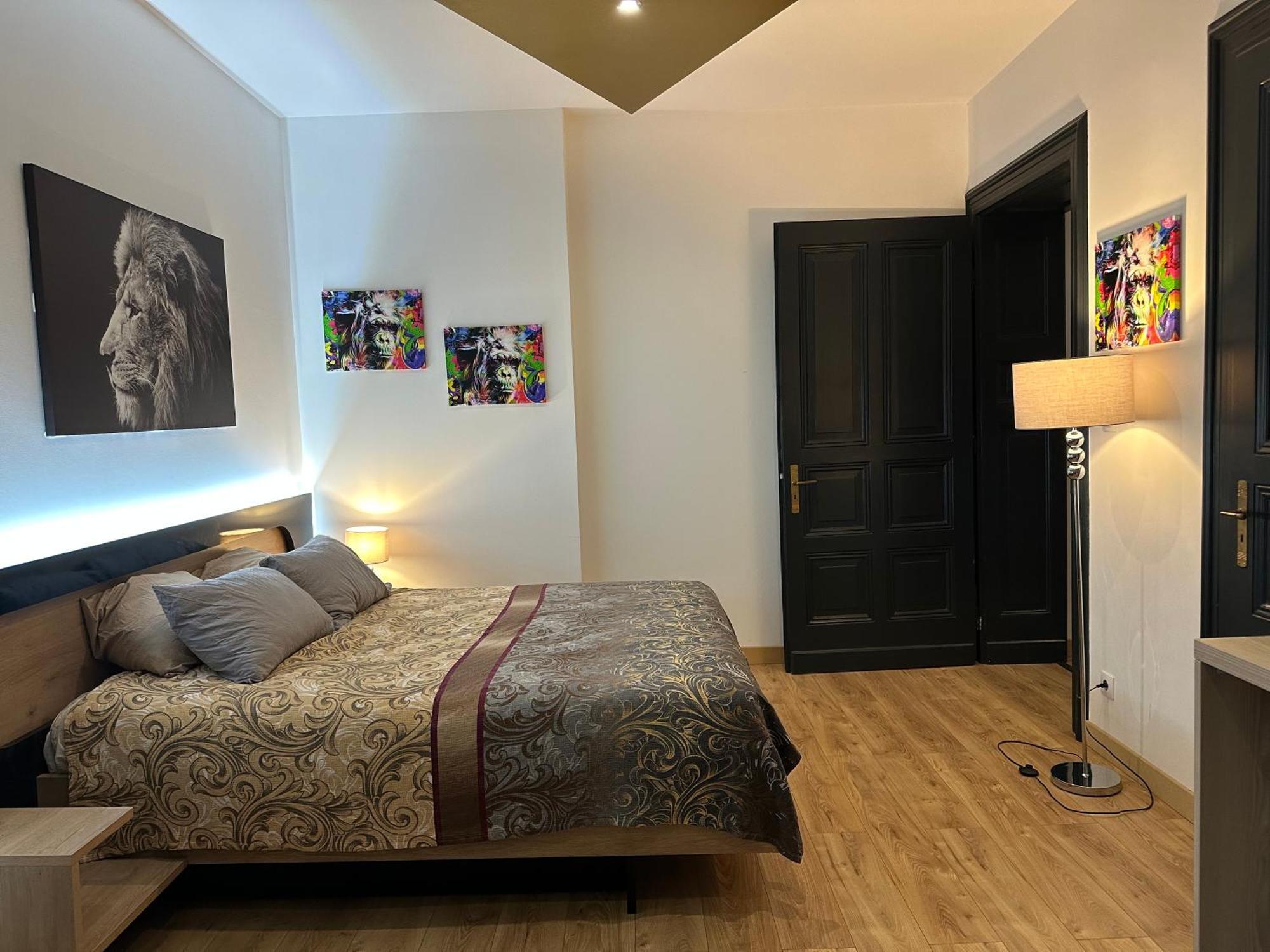 Serenity Bed Palace 2 Metz Gare ภายนอก รูปภาพ